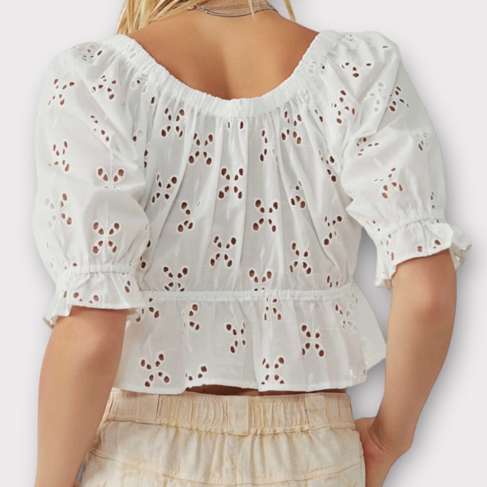 Free People Women’s Gardenia Blouse XL Eyelet Crop 100% Cotton Frilly Dainty NWT - Picture 2 of 5